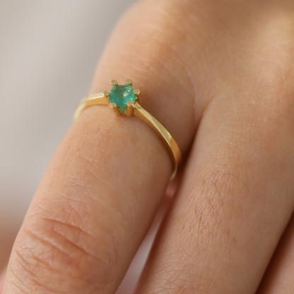 Anillo esmeralda
